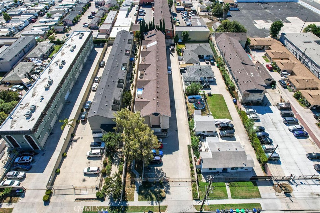 9200 Palm Street 6