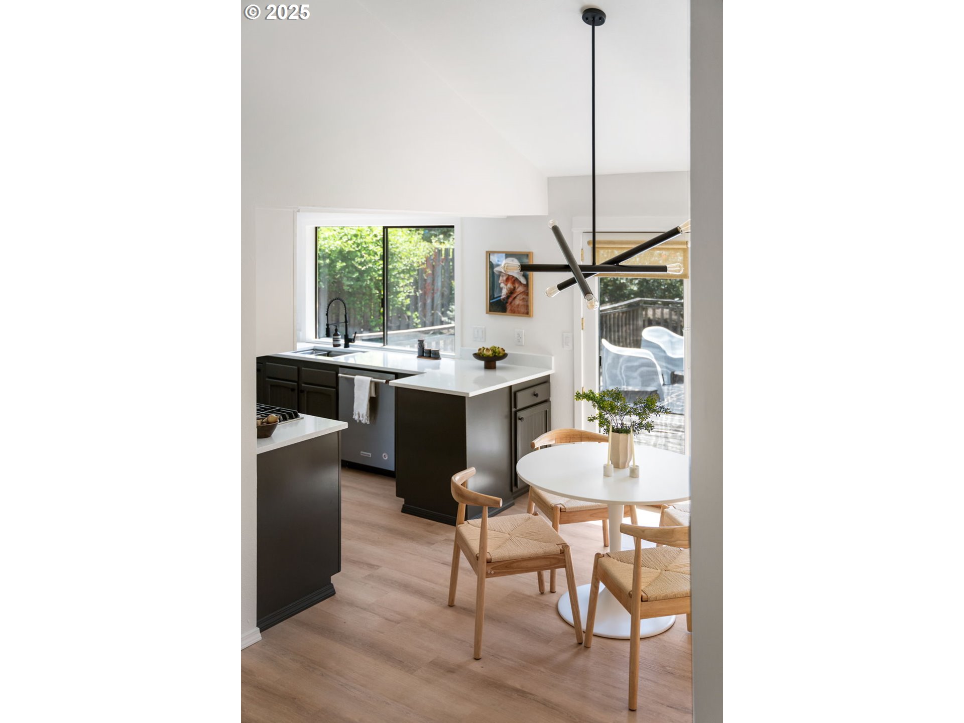 10292 NW ALPENGLOW WAY