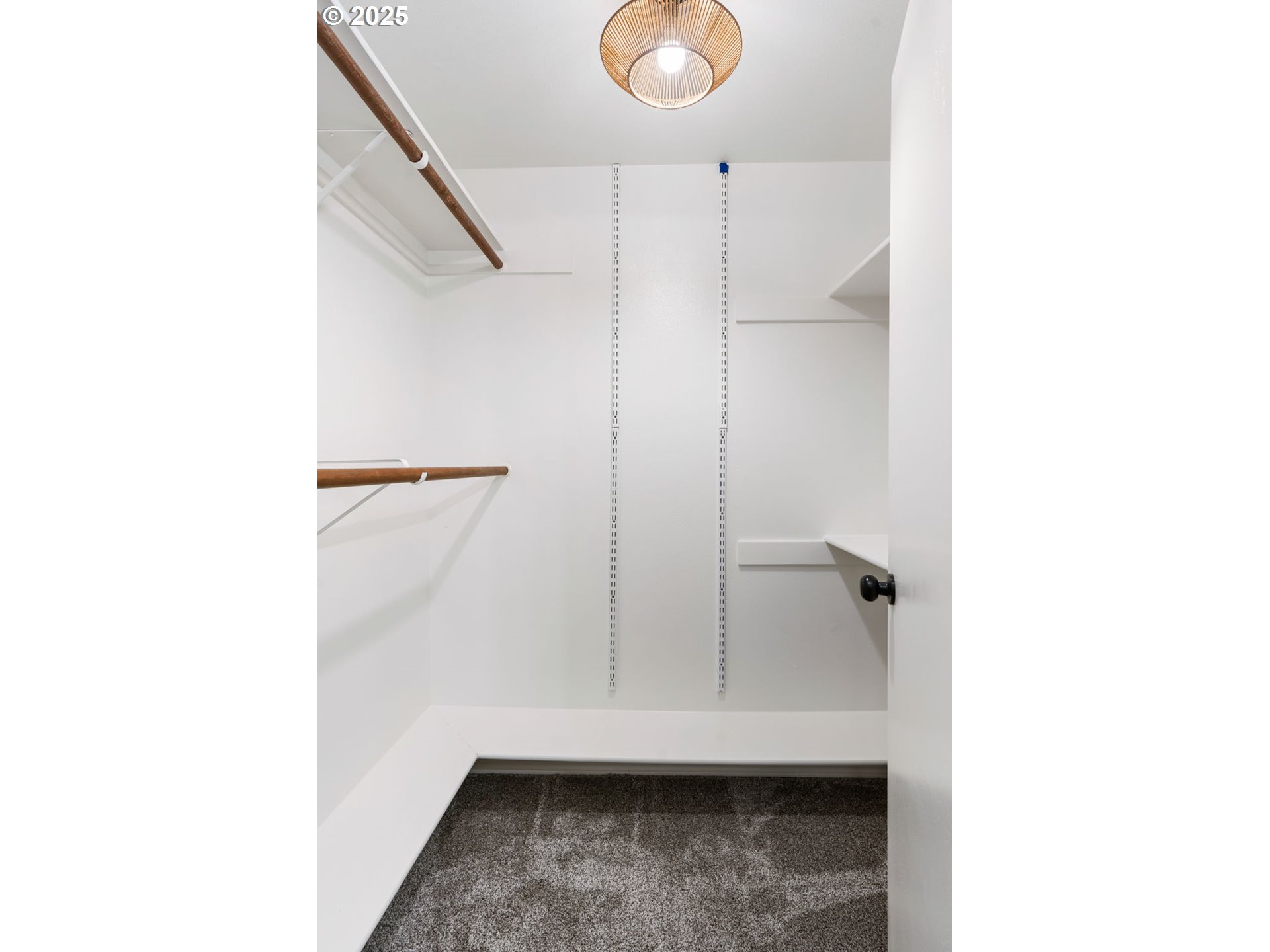 10292 NW ALPENGLOW WAY