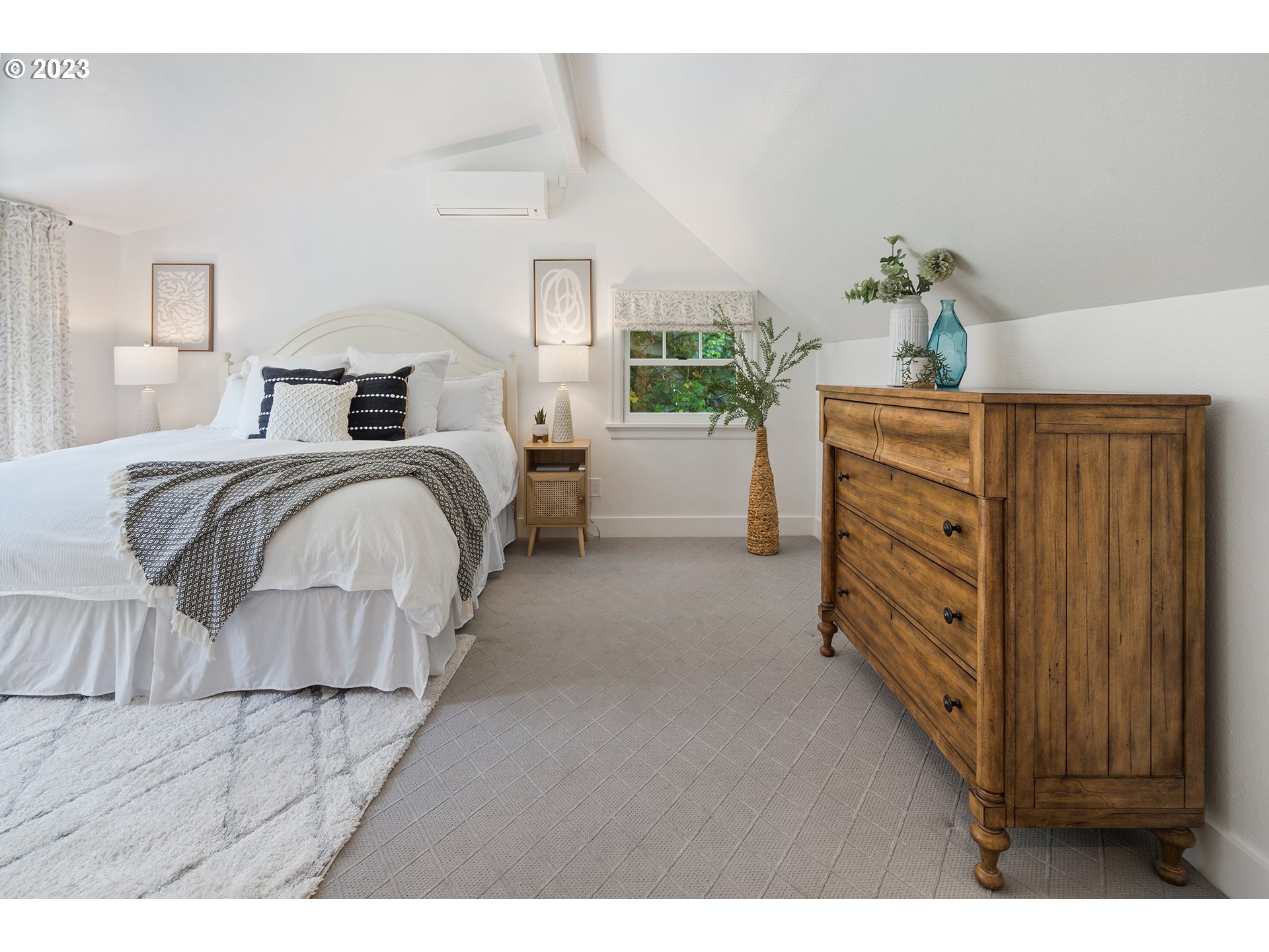 2836 NW SANTANITA TER