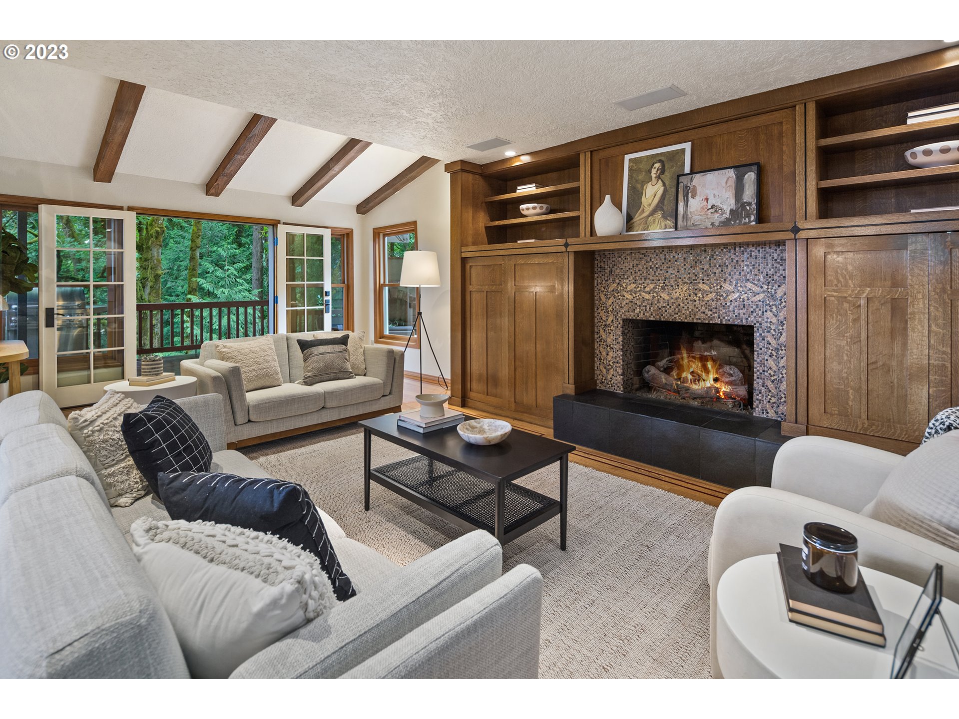 1816 S PALATINE HILL RD