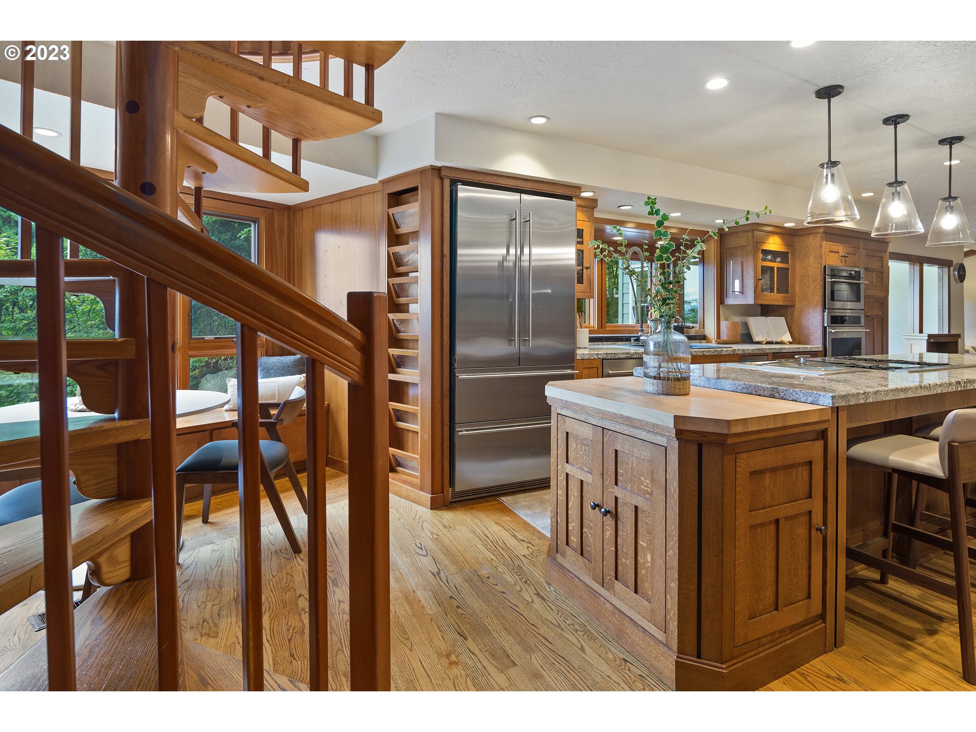 1816 S PALATINE HILL RD