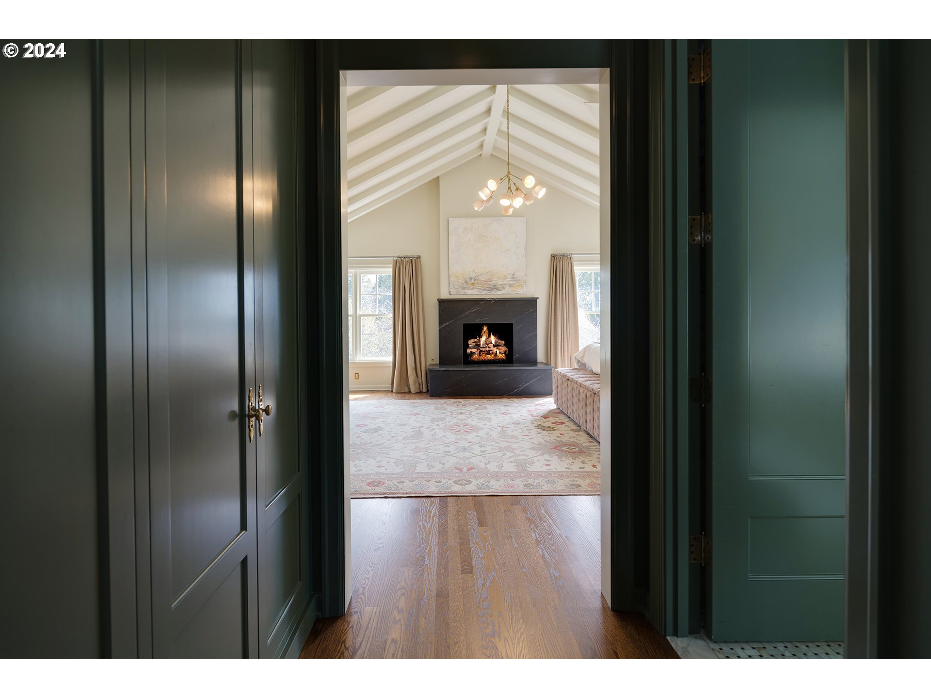 1128 S MILITARY RD