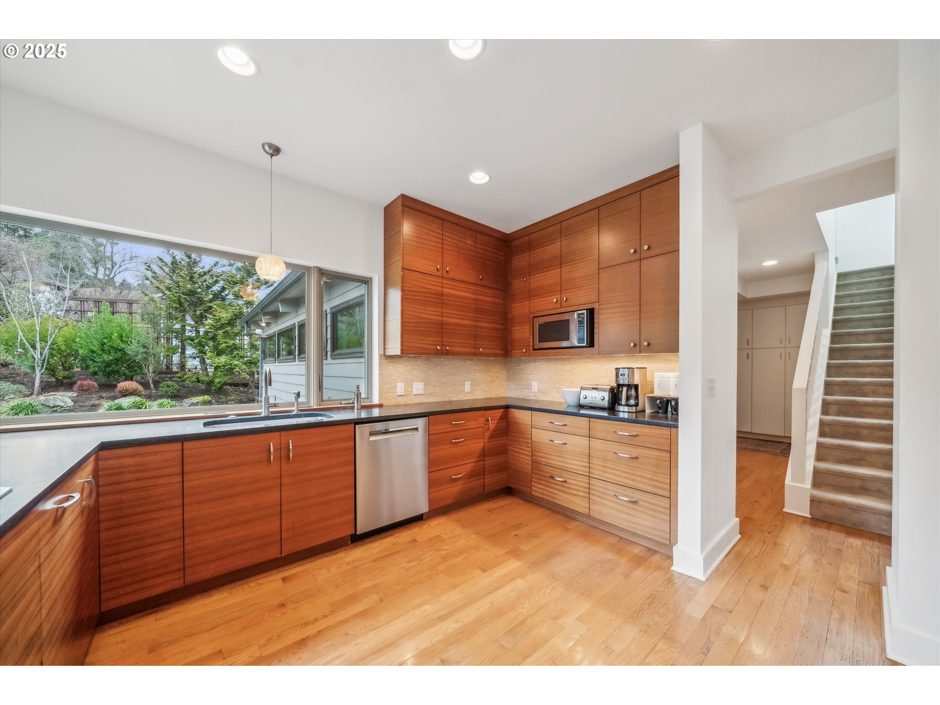 3825 SW JERALD CT