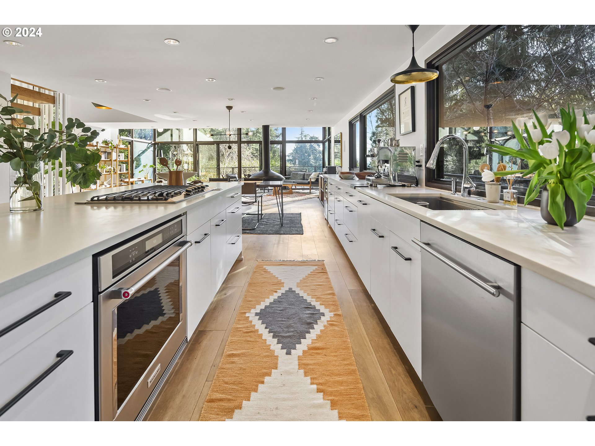 1870 S PALATINE HILL RD