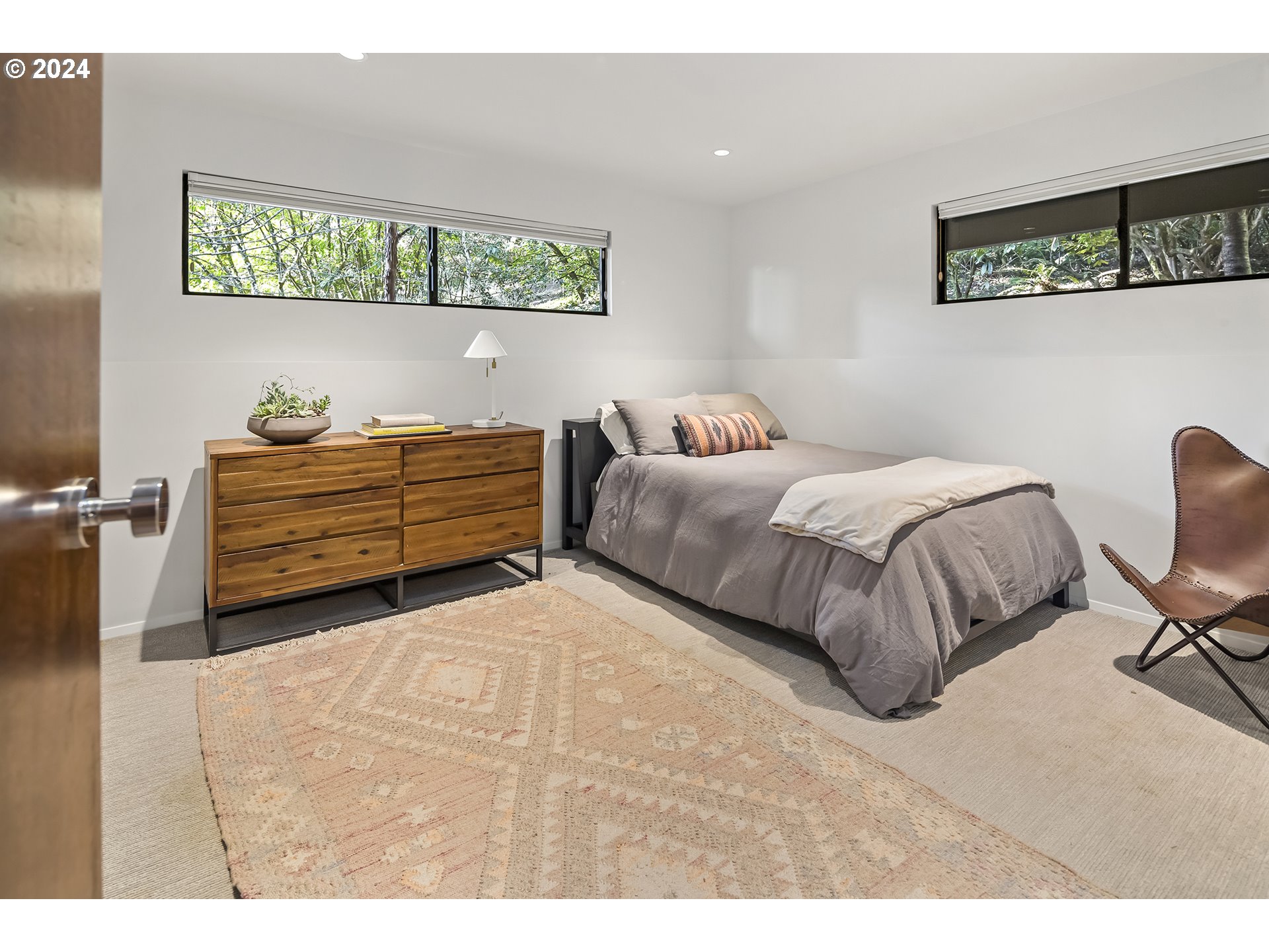 1870 S PALATINE HILL RD