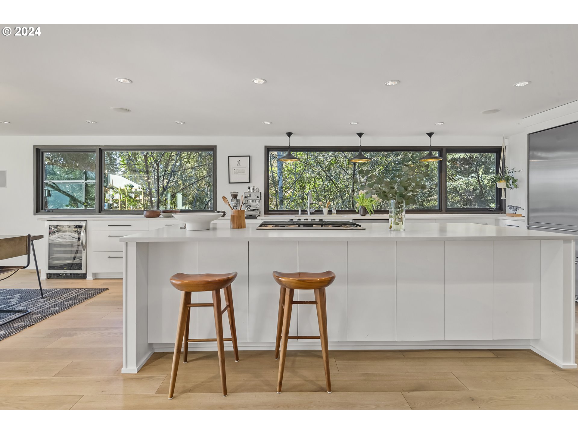 1870 S PALATINE HILL RD