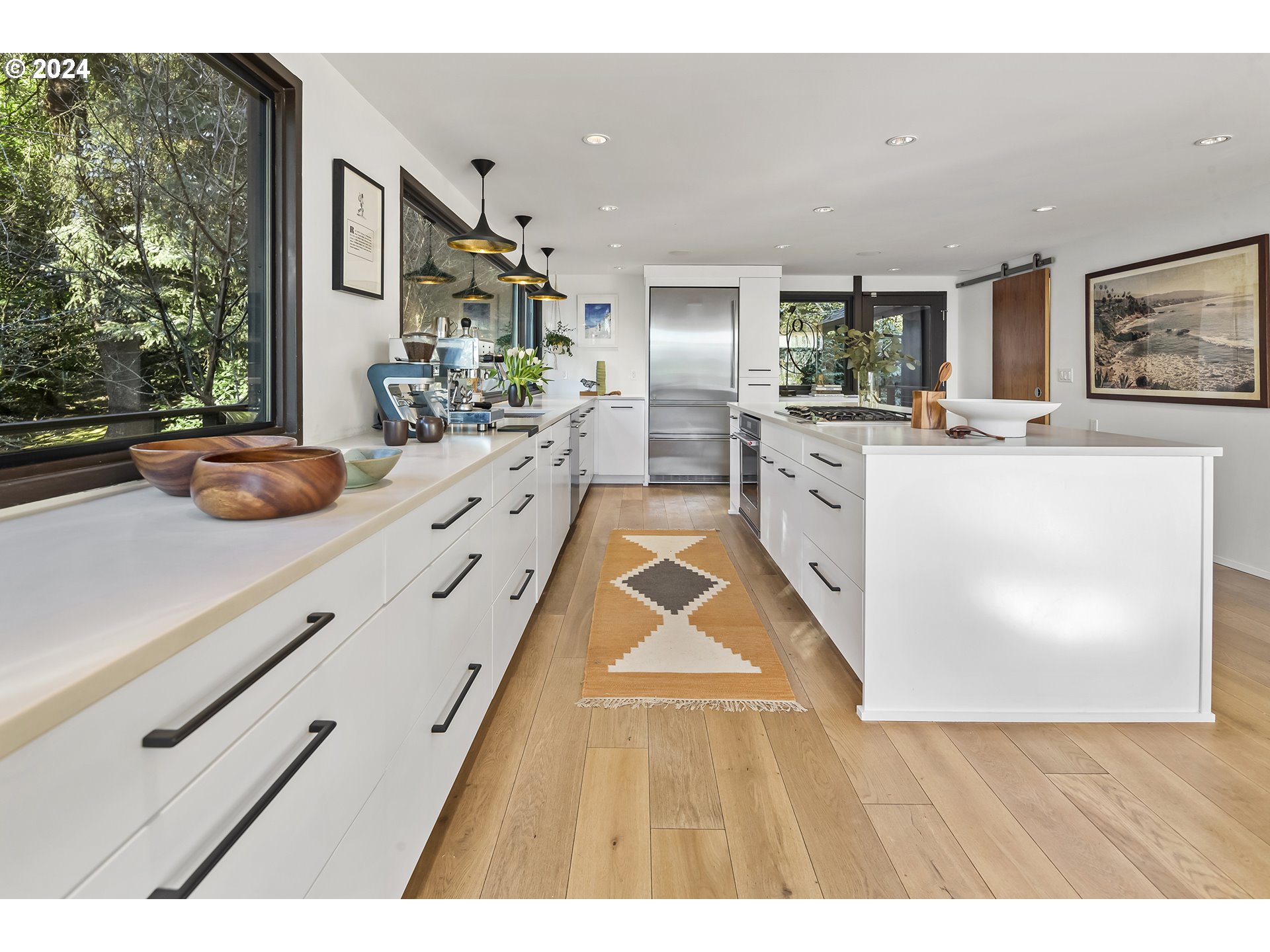 1870 S PALATINE HILL RD