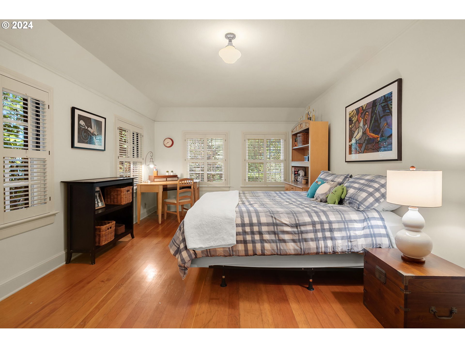 11183 S RIVERWOOD RD