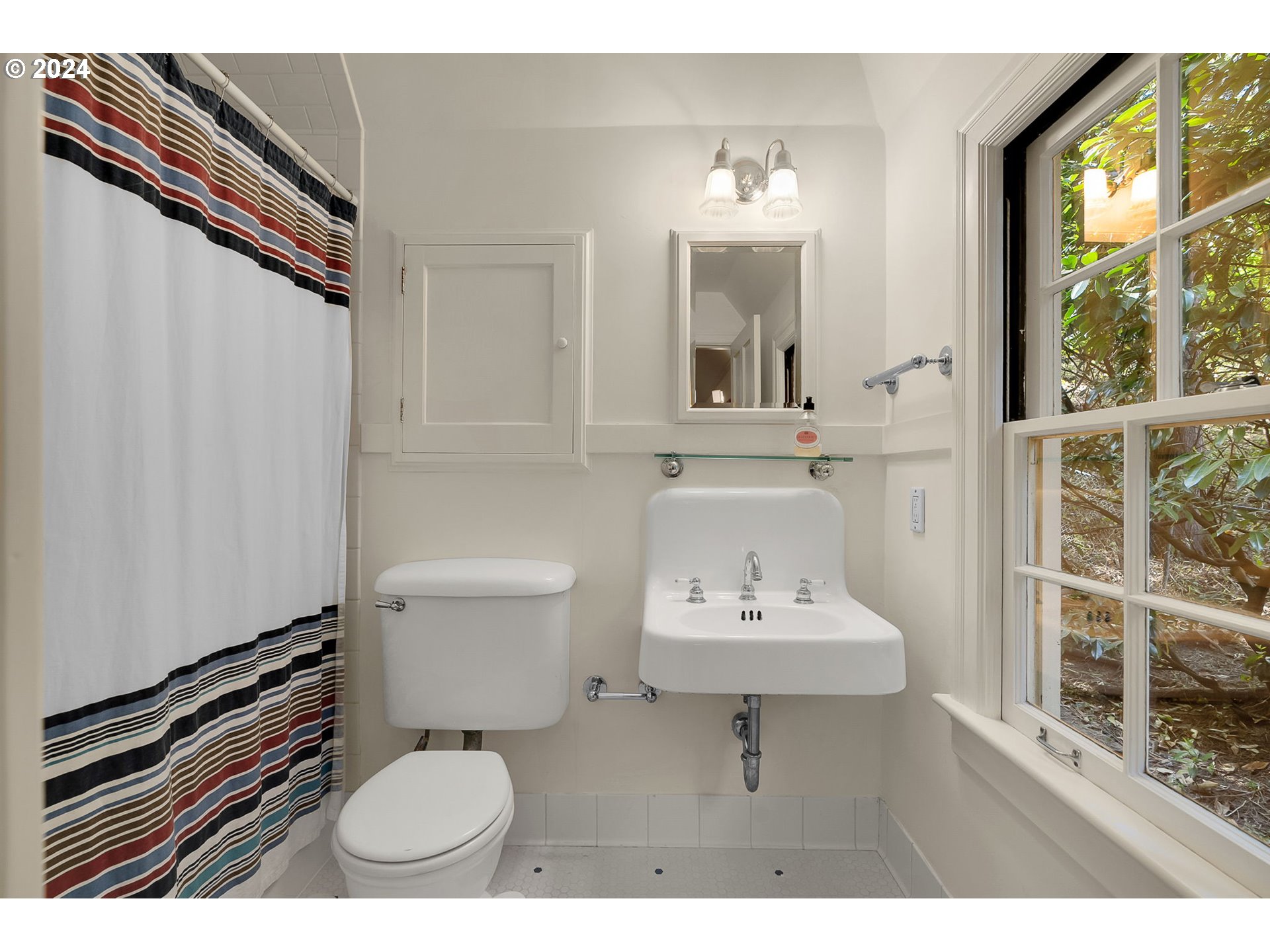 11183 S RIVERWOOD RD