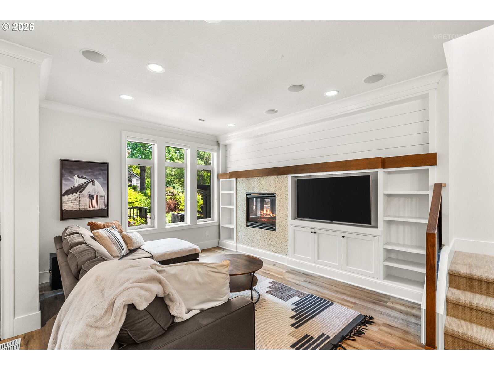 124 D AVE