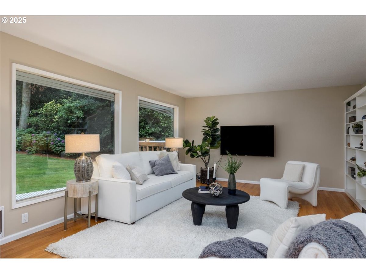 1622 SW MIDVALE RD, Portland