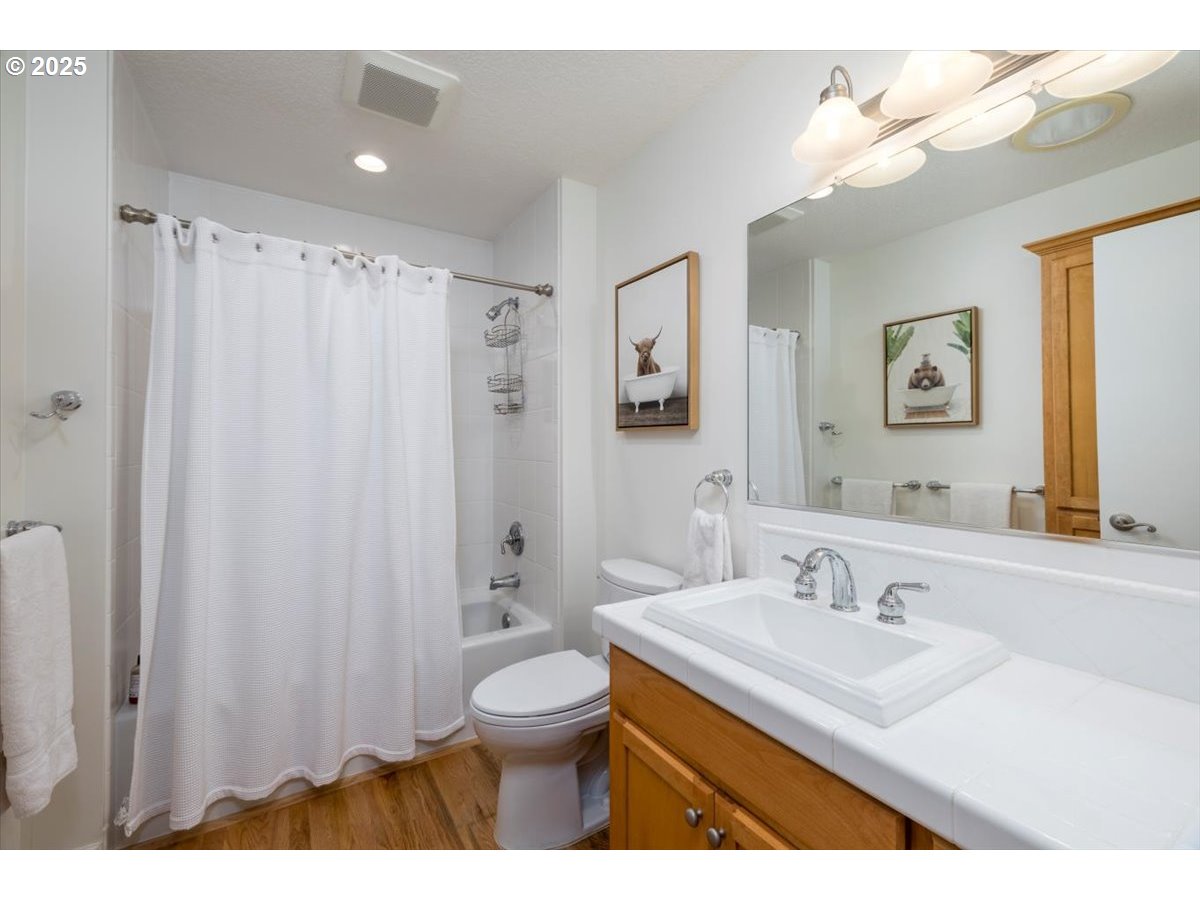 1622 SW MIDVALE RD, Portland