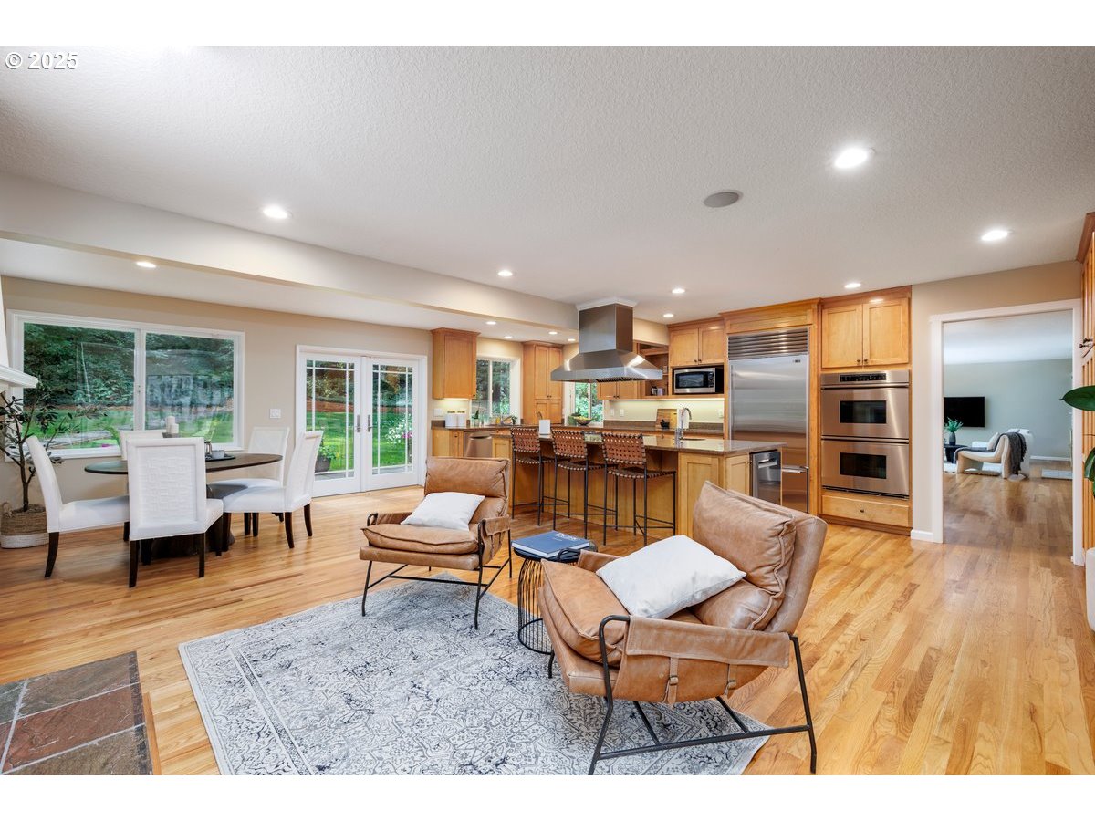 1622 SW MIDVALE RD, Portland