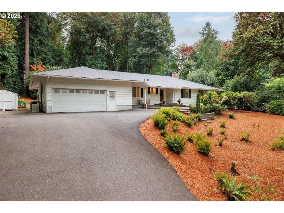 1622 SW MIDVALE RD, Portland