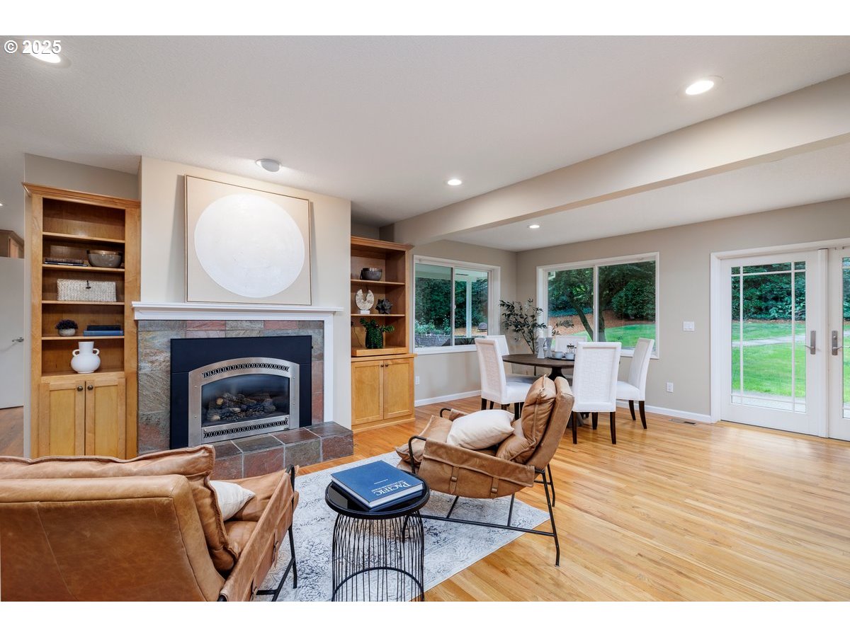 1622 SW MIDVALE RD, Portland