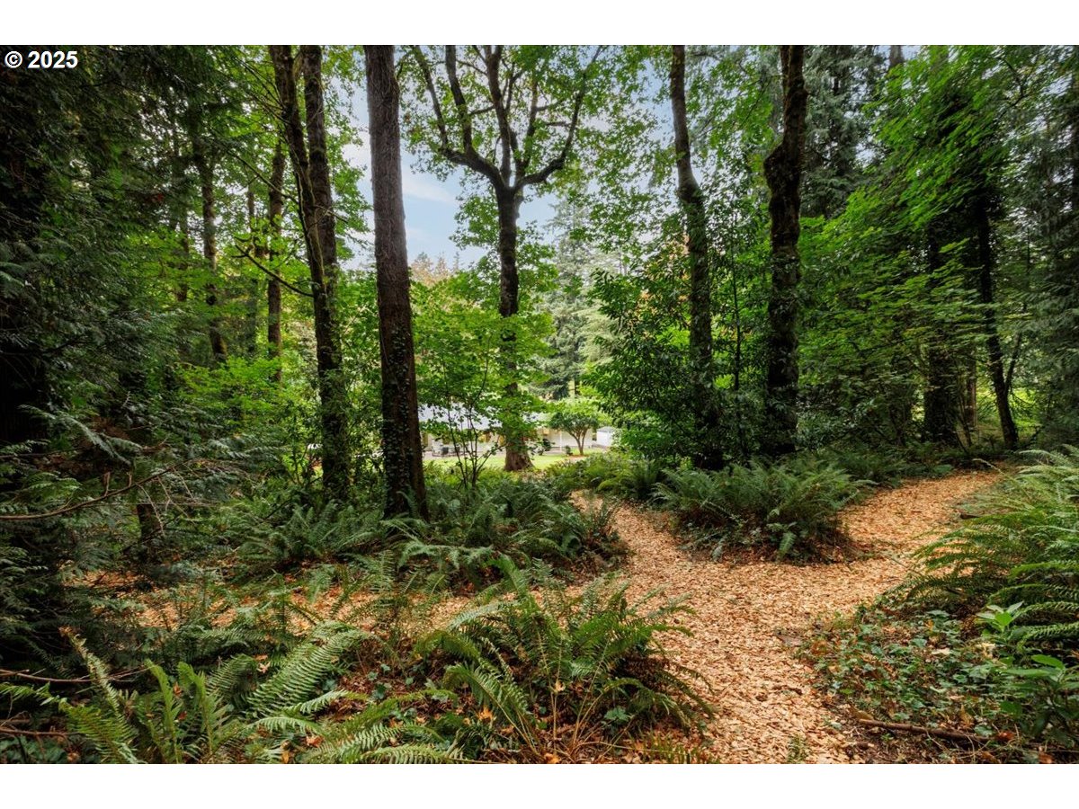 1622 SW MIDVALE RD, Portland