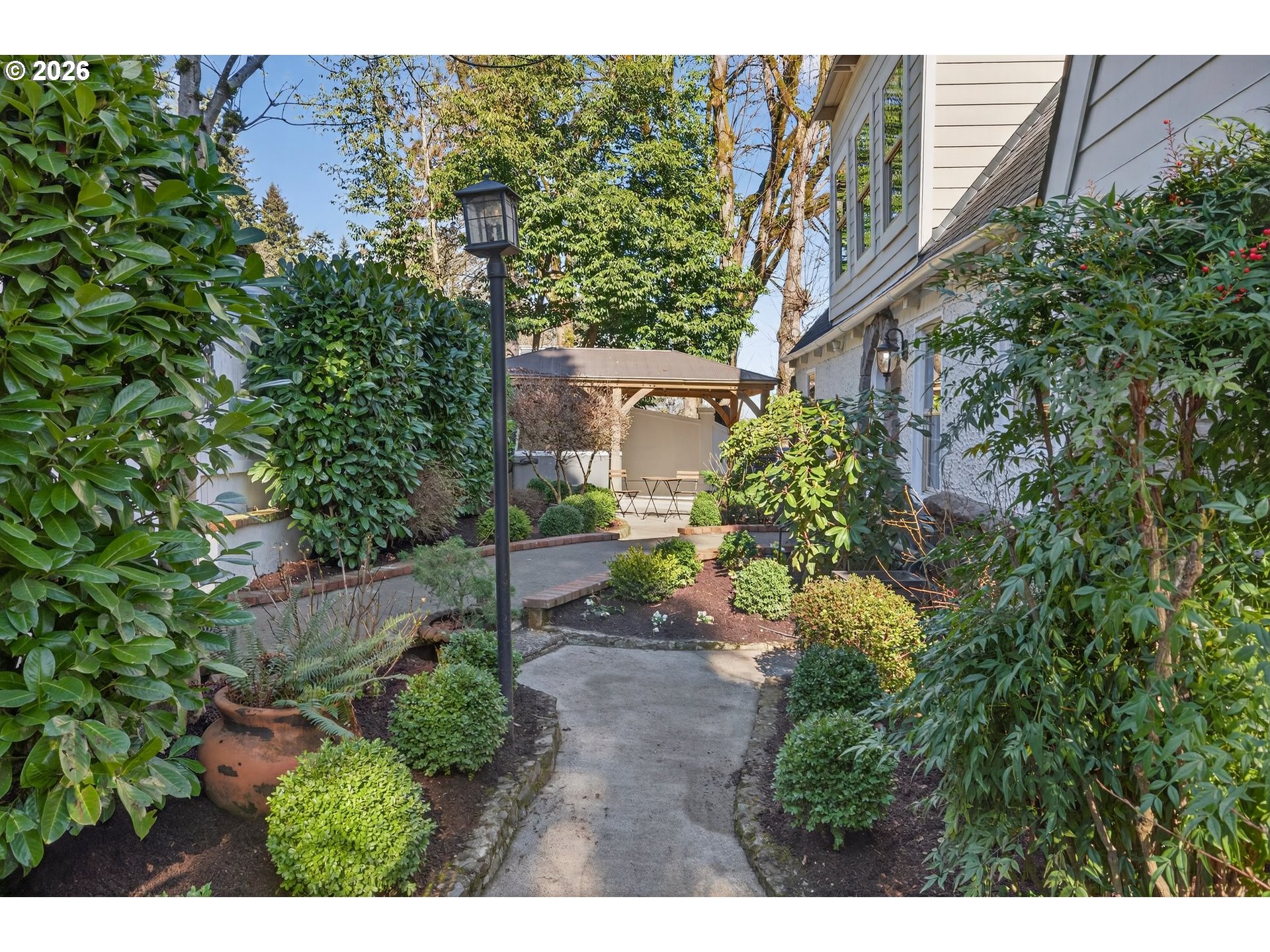 10150 S RIVERSIDE DR