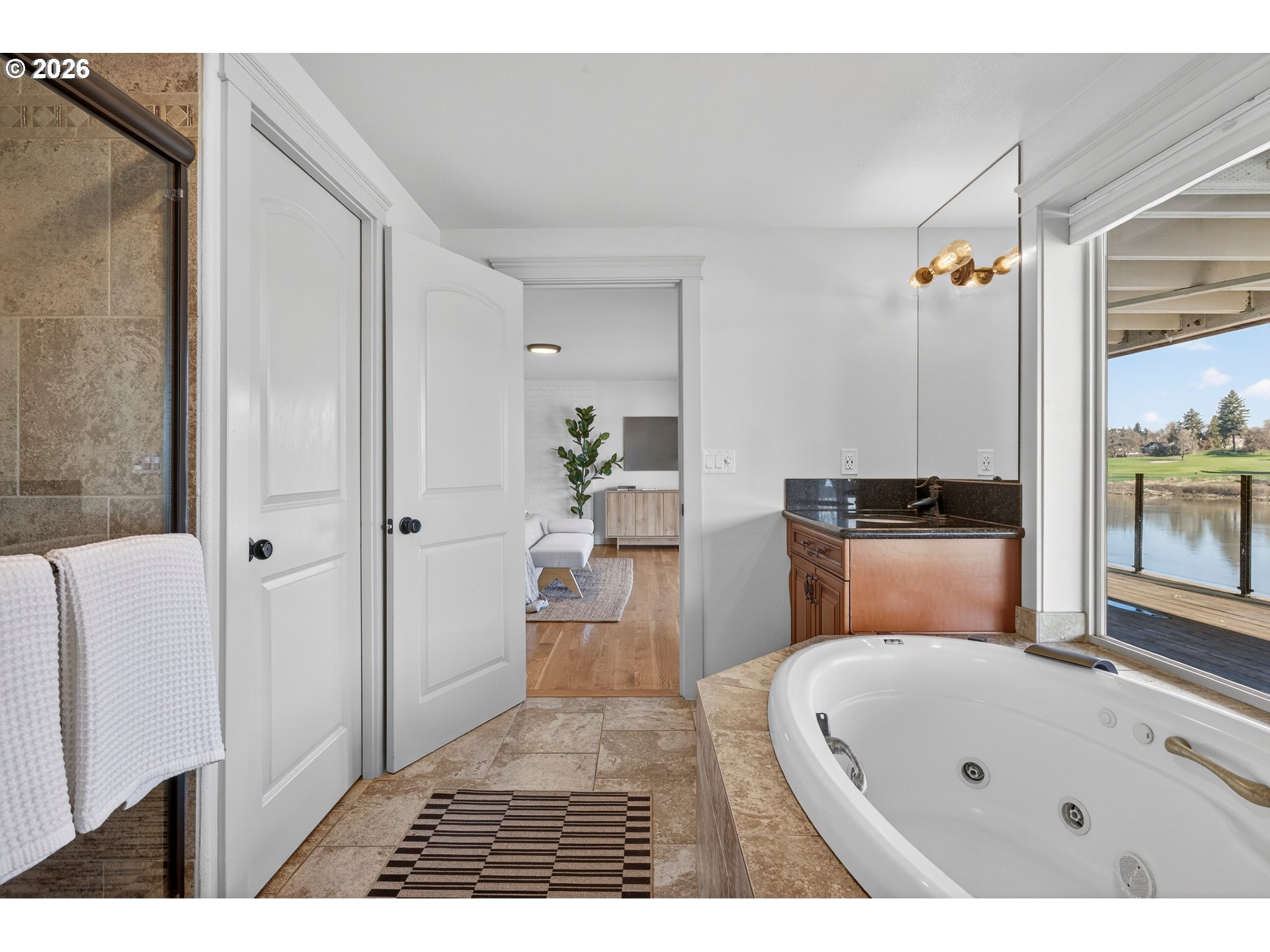 10150 S RIVERSIDE DR