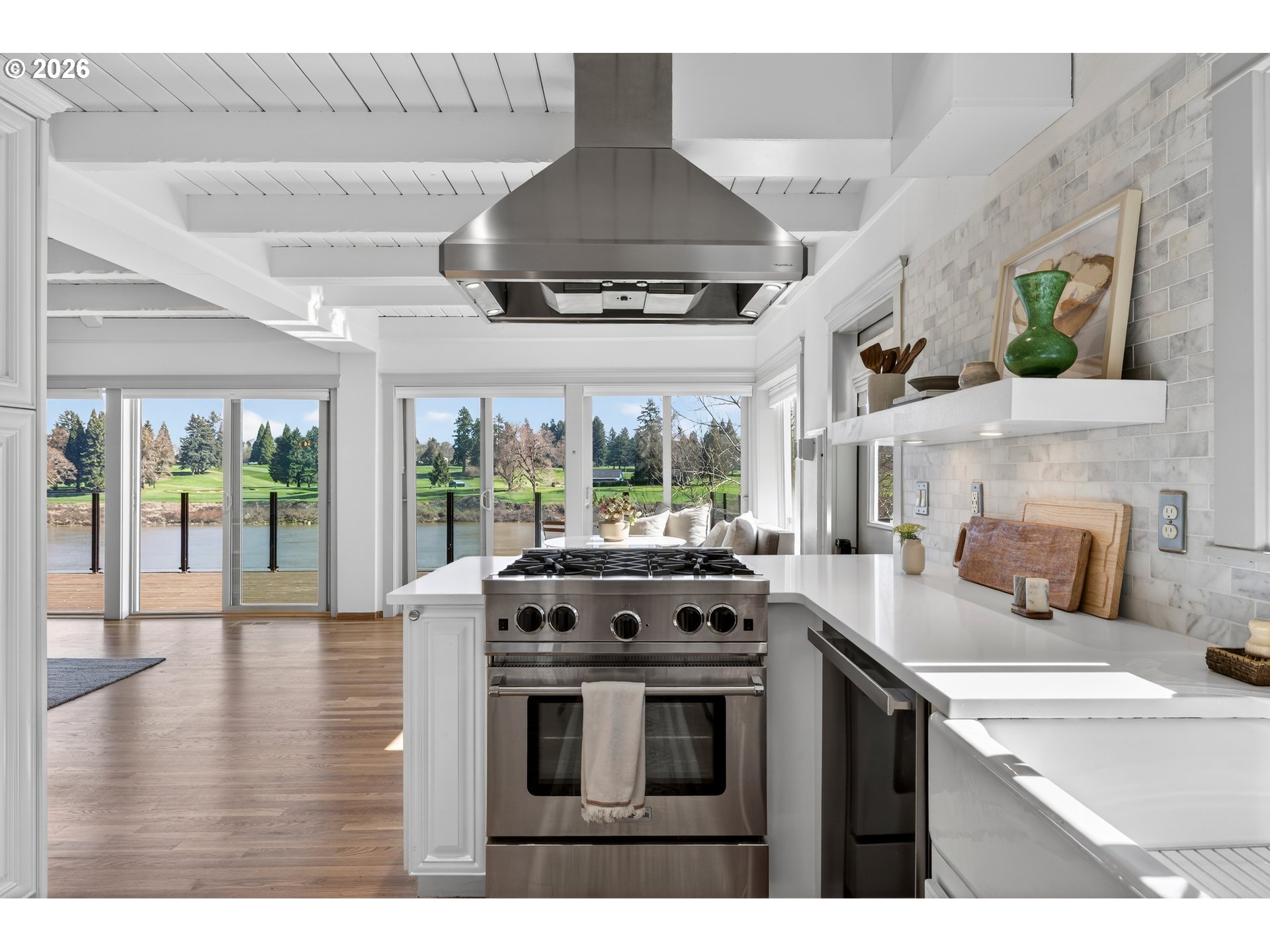 10150 S RIVERSIDE DR