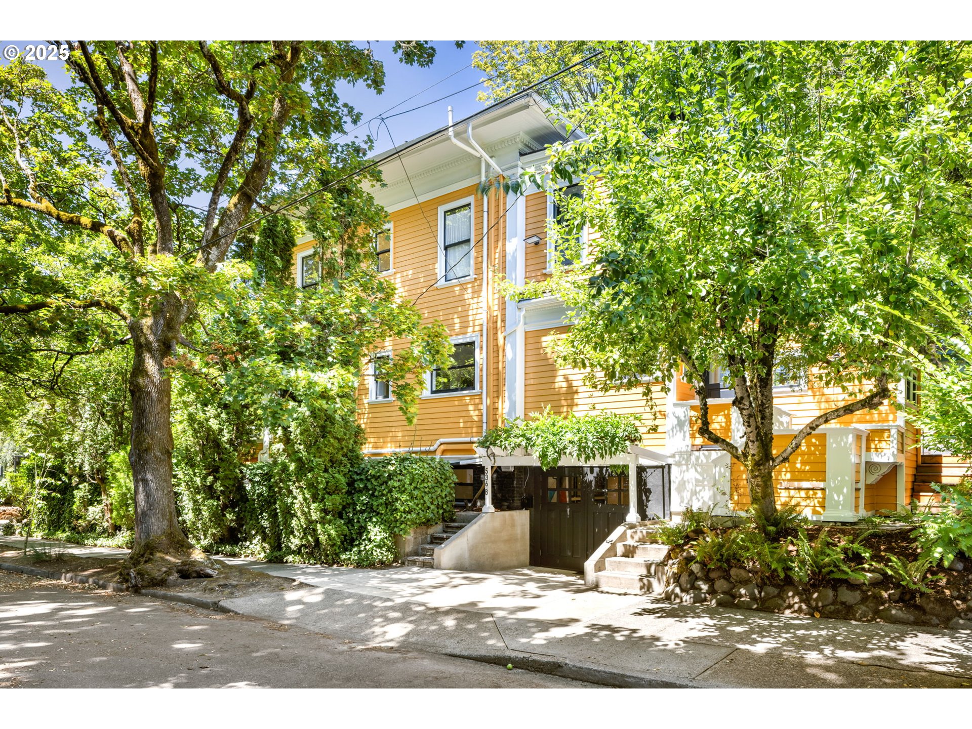 536 SE 17TH AVE