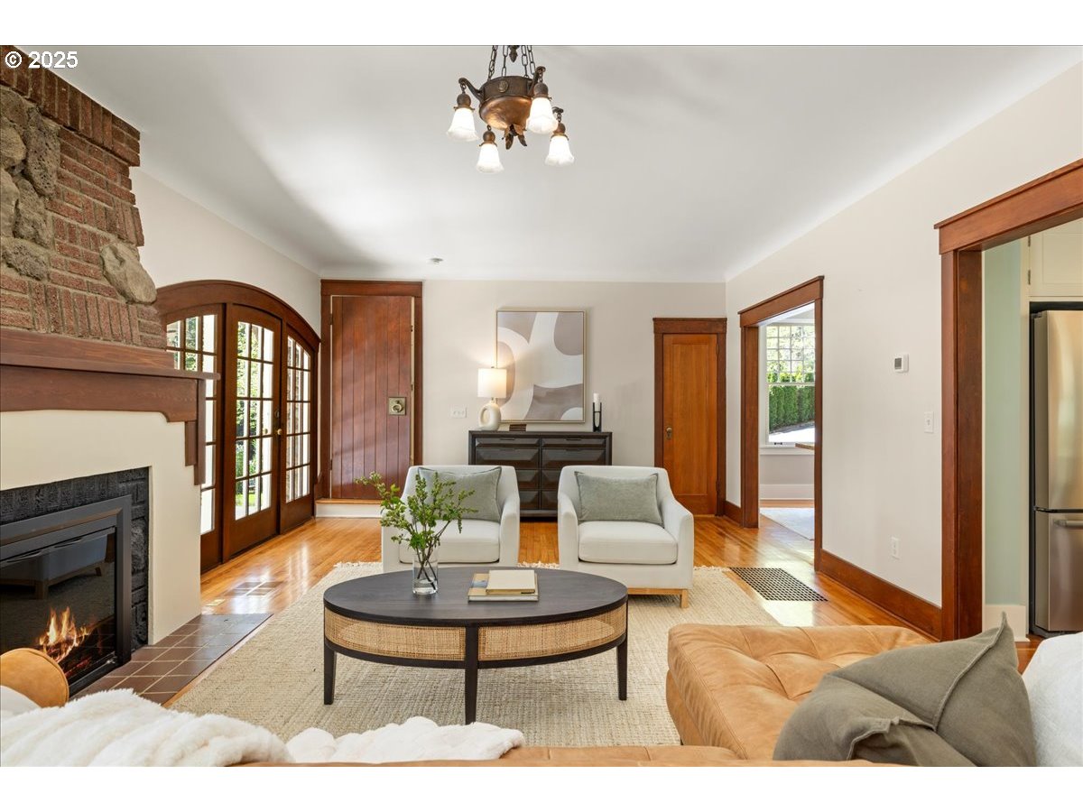 49 BRIARWOOD RD