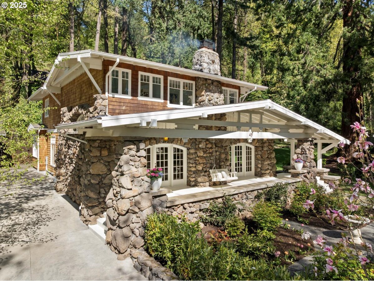 49 BRIARWOOD RD