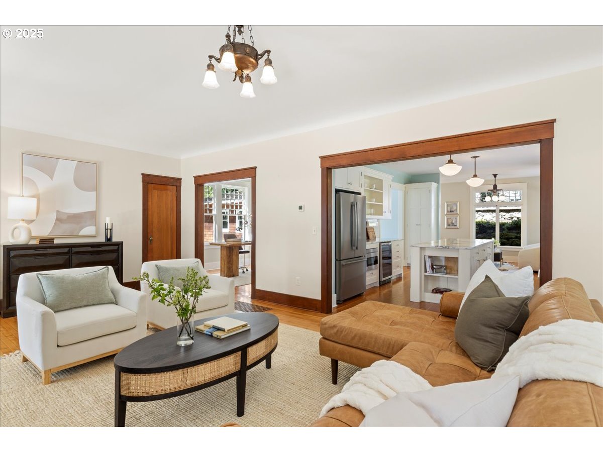 49 BRIARWOOD RD