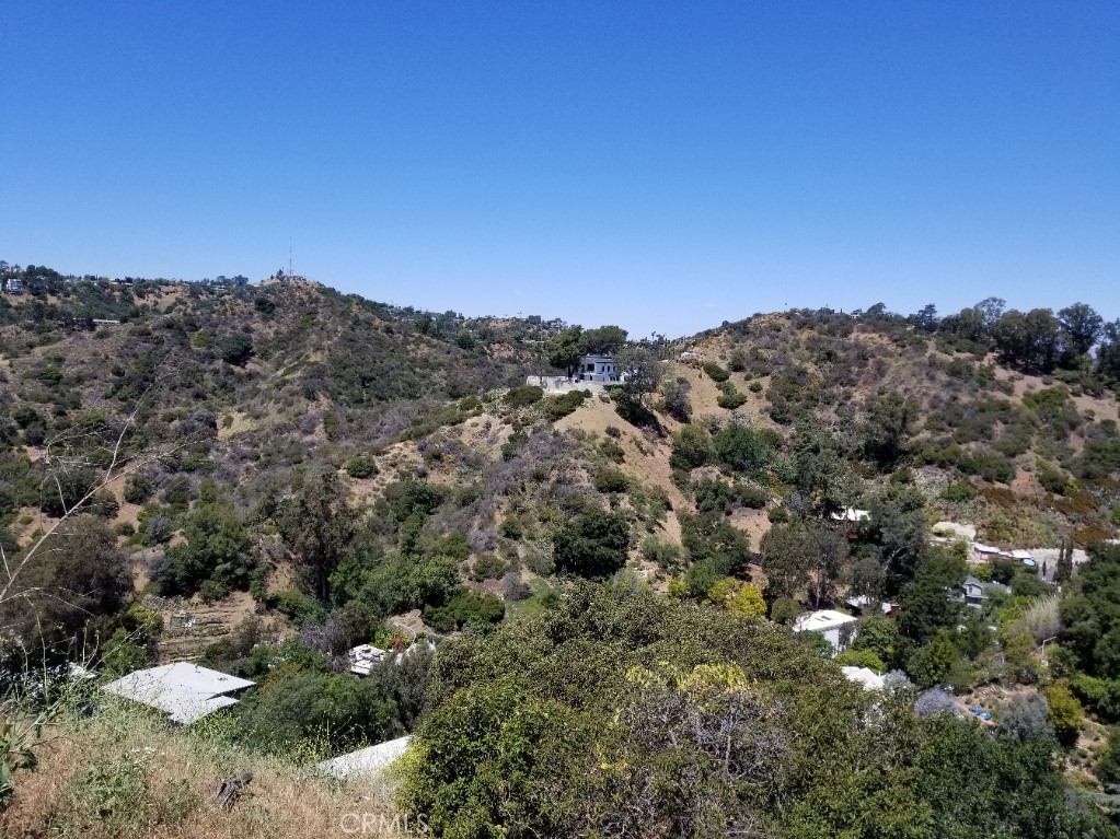 2537 Woodstock Road