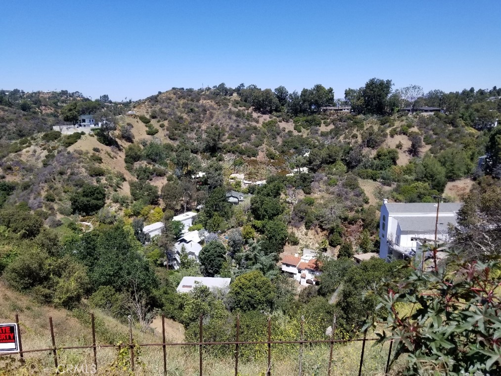 2537 Woodstock Road