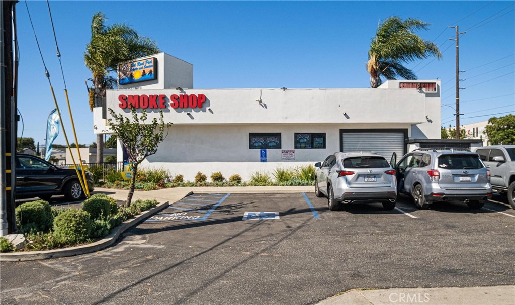 18750 Crenshaw