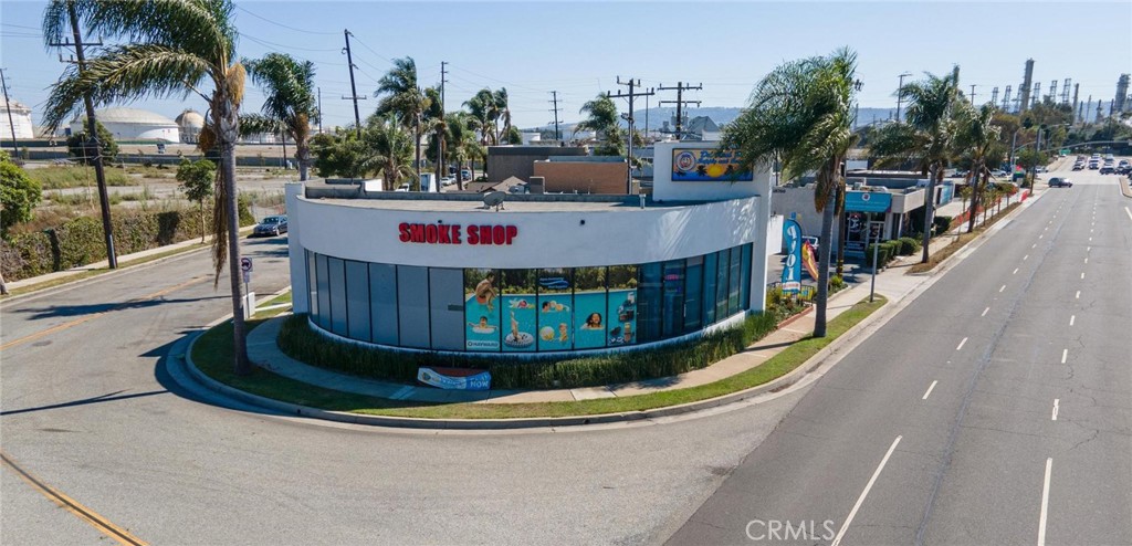 18750 Crenshaw