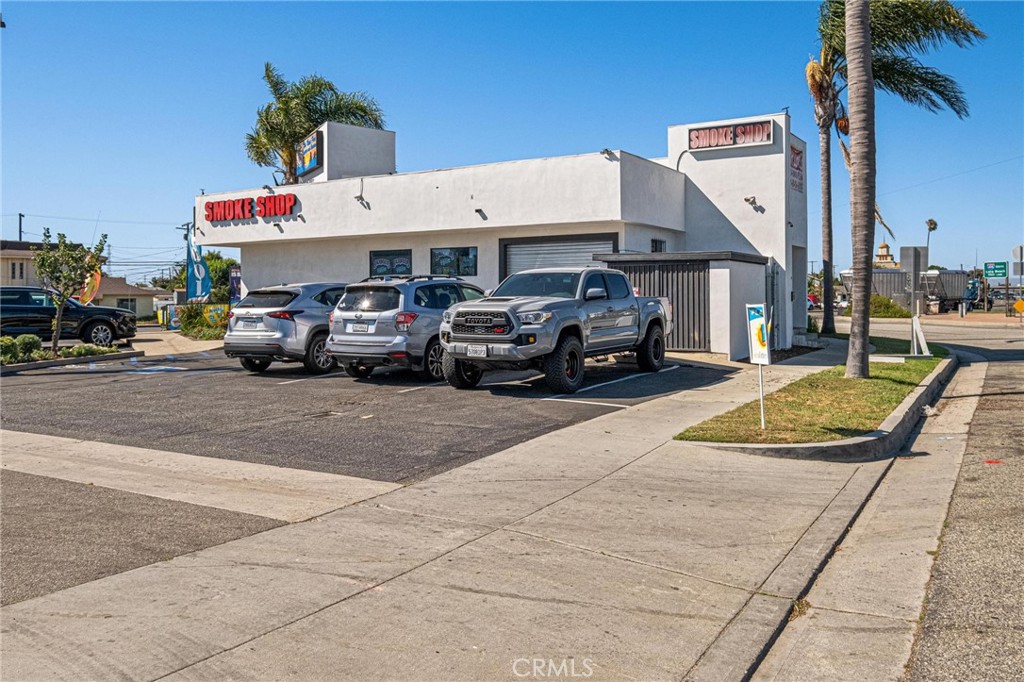 18750 Crenshaw