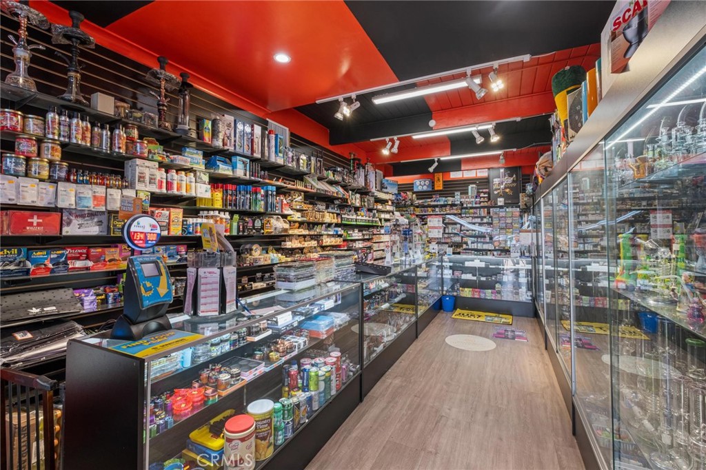 18750 Crenshaw