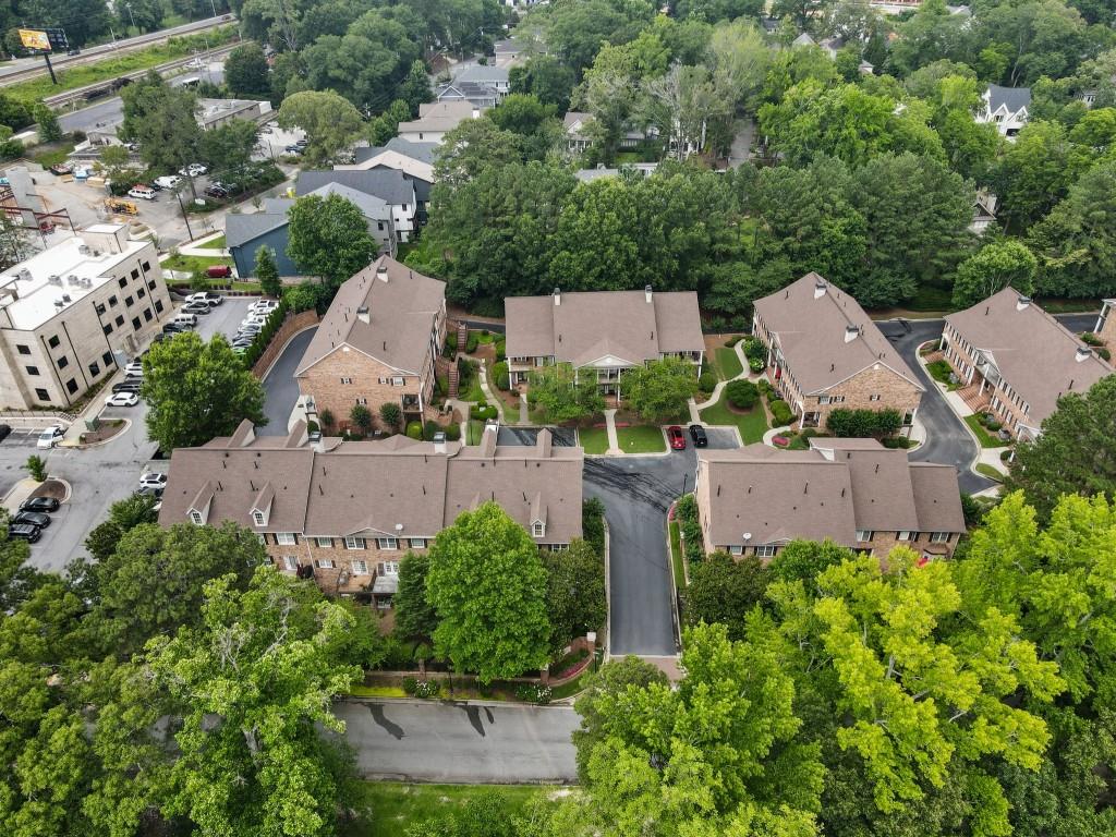 2584 Oglethorpe Circle NE