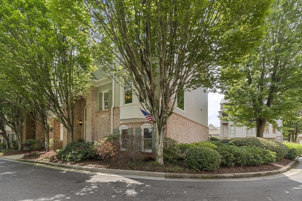 1377 Village Park Drive NE