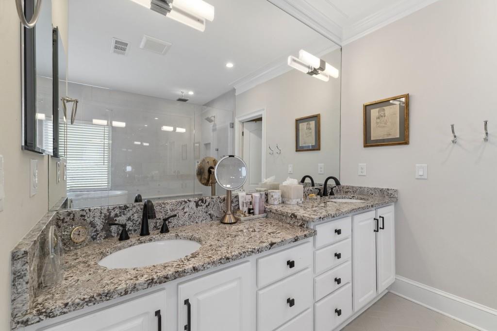 1377 Village Park Drive NE