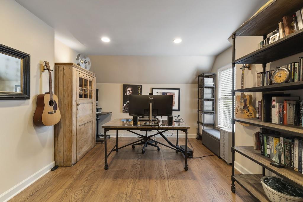 1377 Village Park Drive NE
