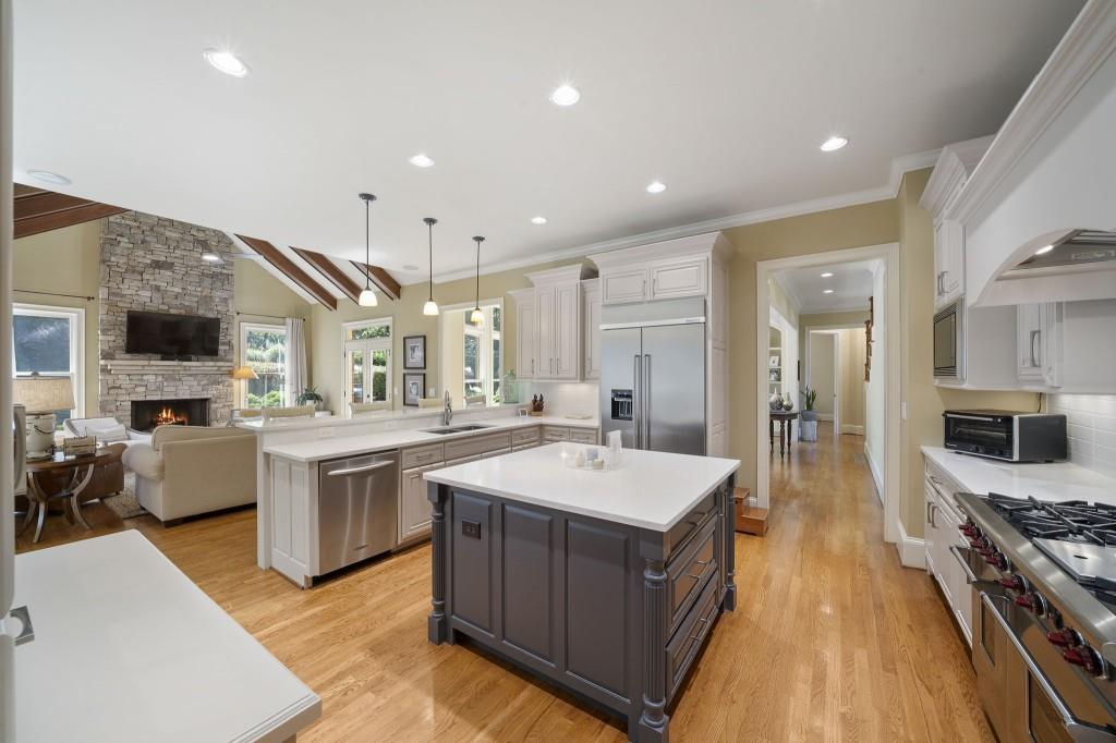 225 Skyridge Drive