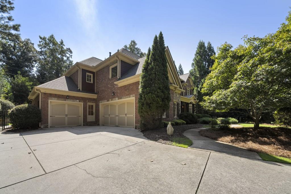 225 Skyridge Drive