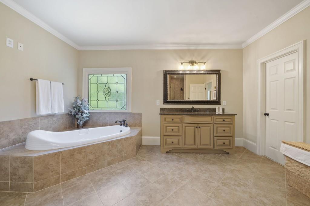 225 Skyridge Drive