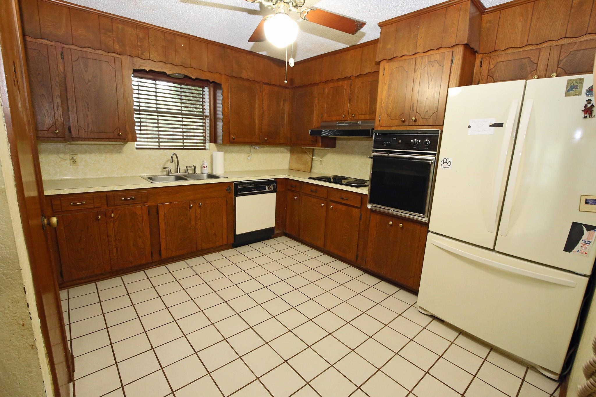 3804 Shady Lane