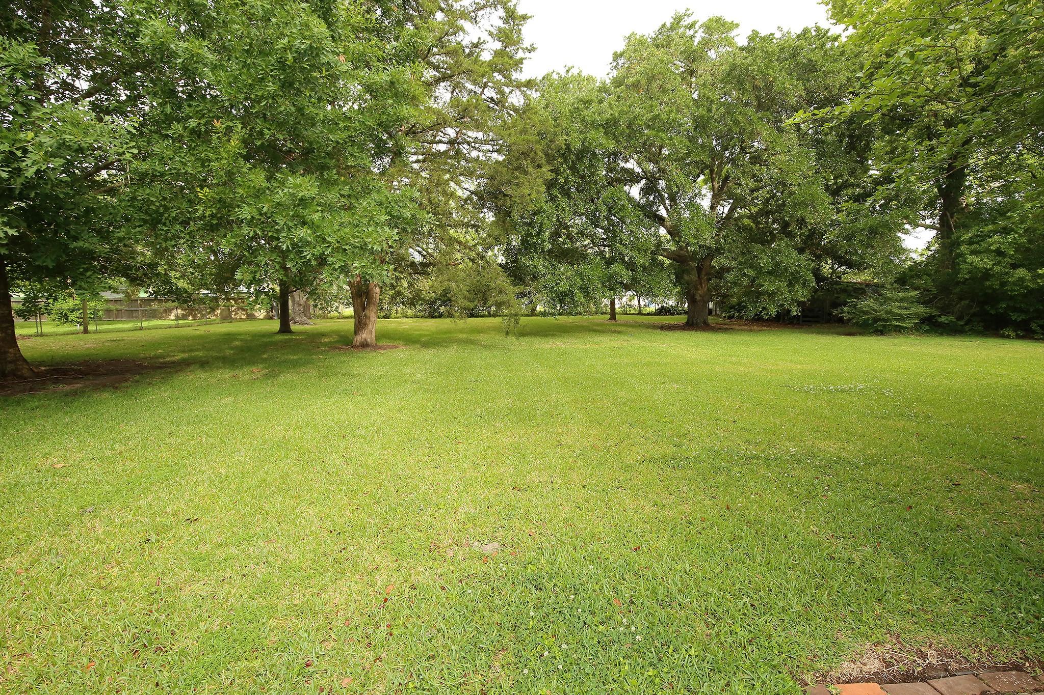 3804 Shady Lane