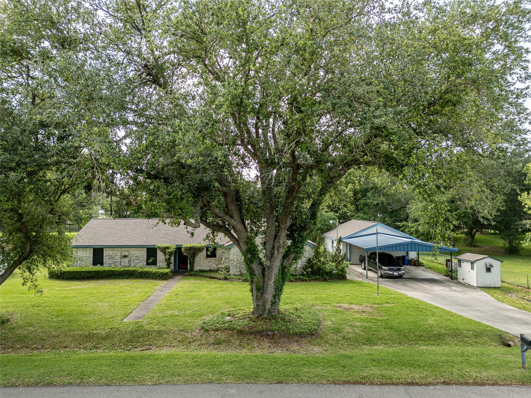 3804 Shady Lane