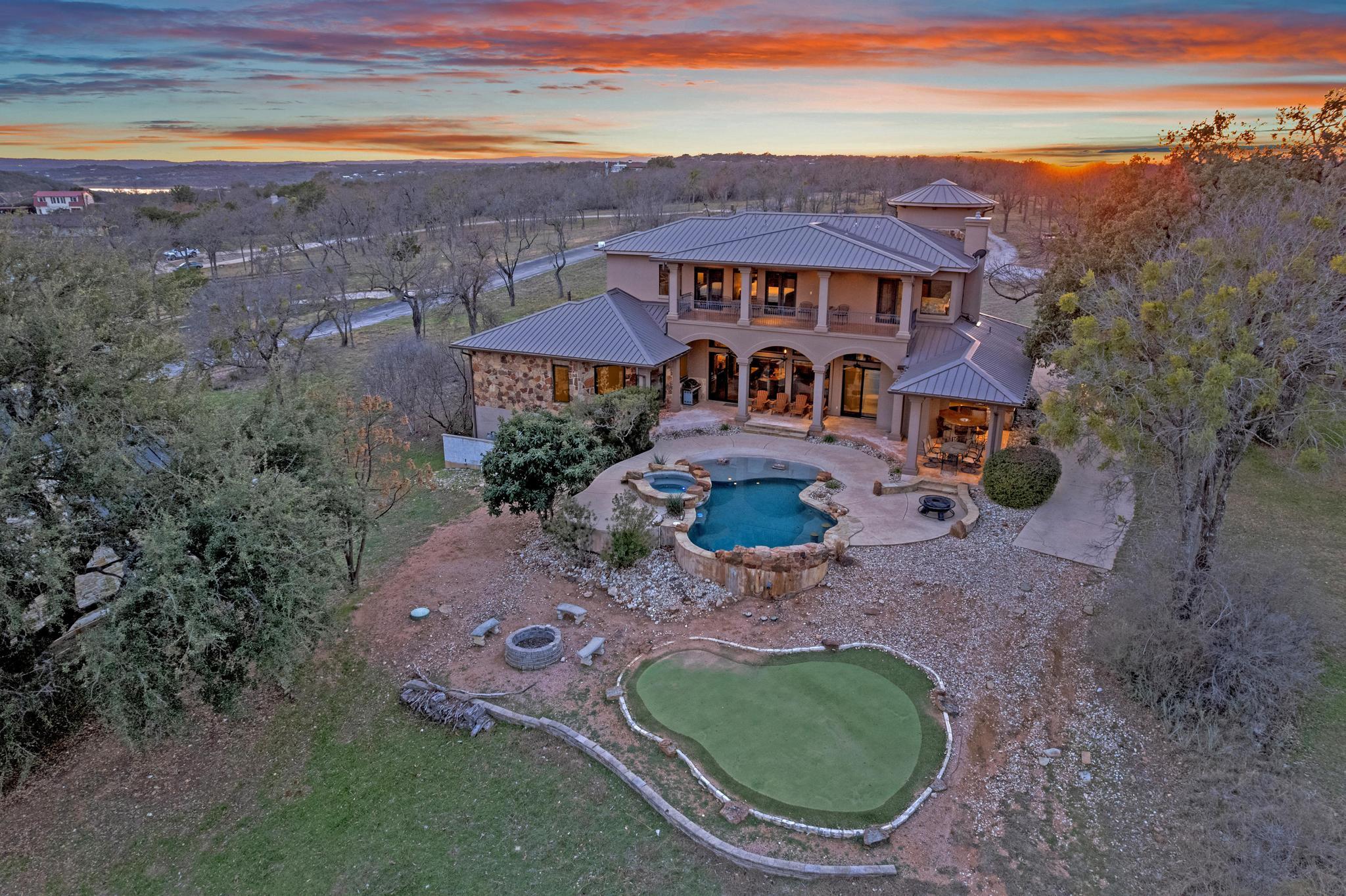 303 Yaupon DR