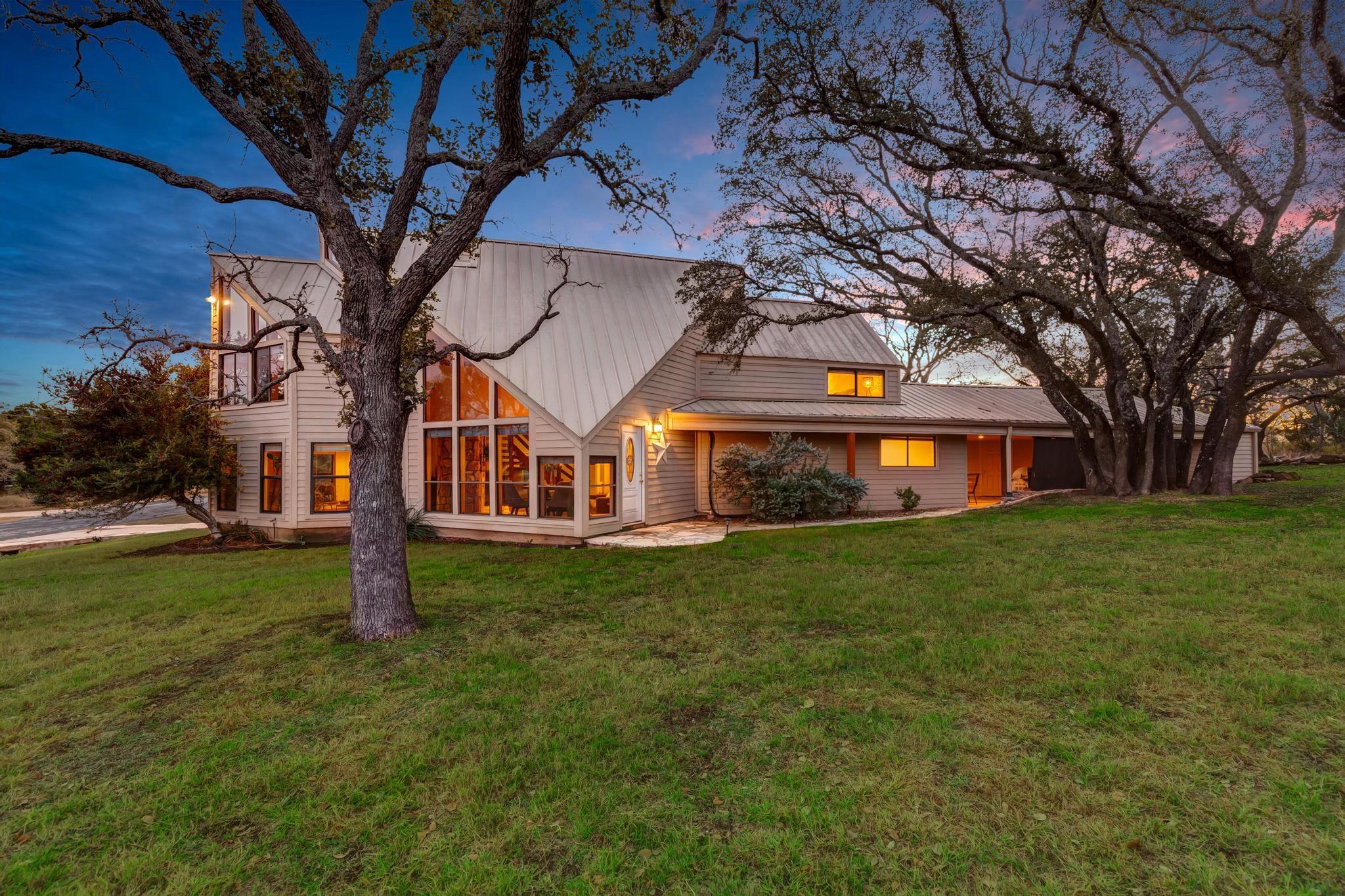 318 Coventry RD