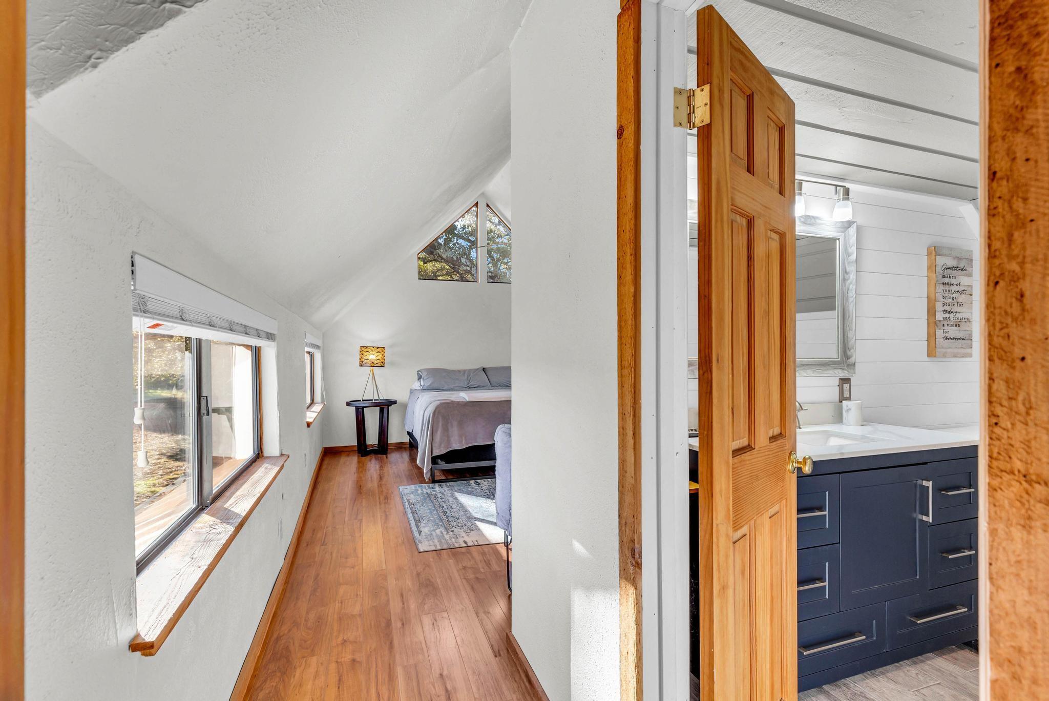 318 Coventry RD