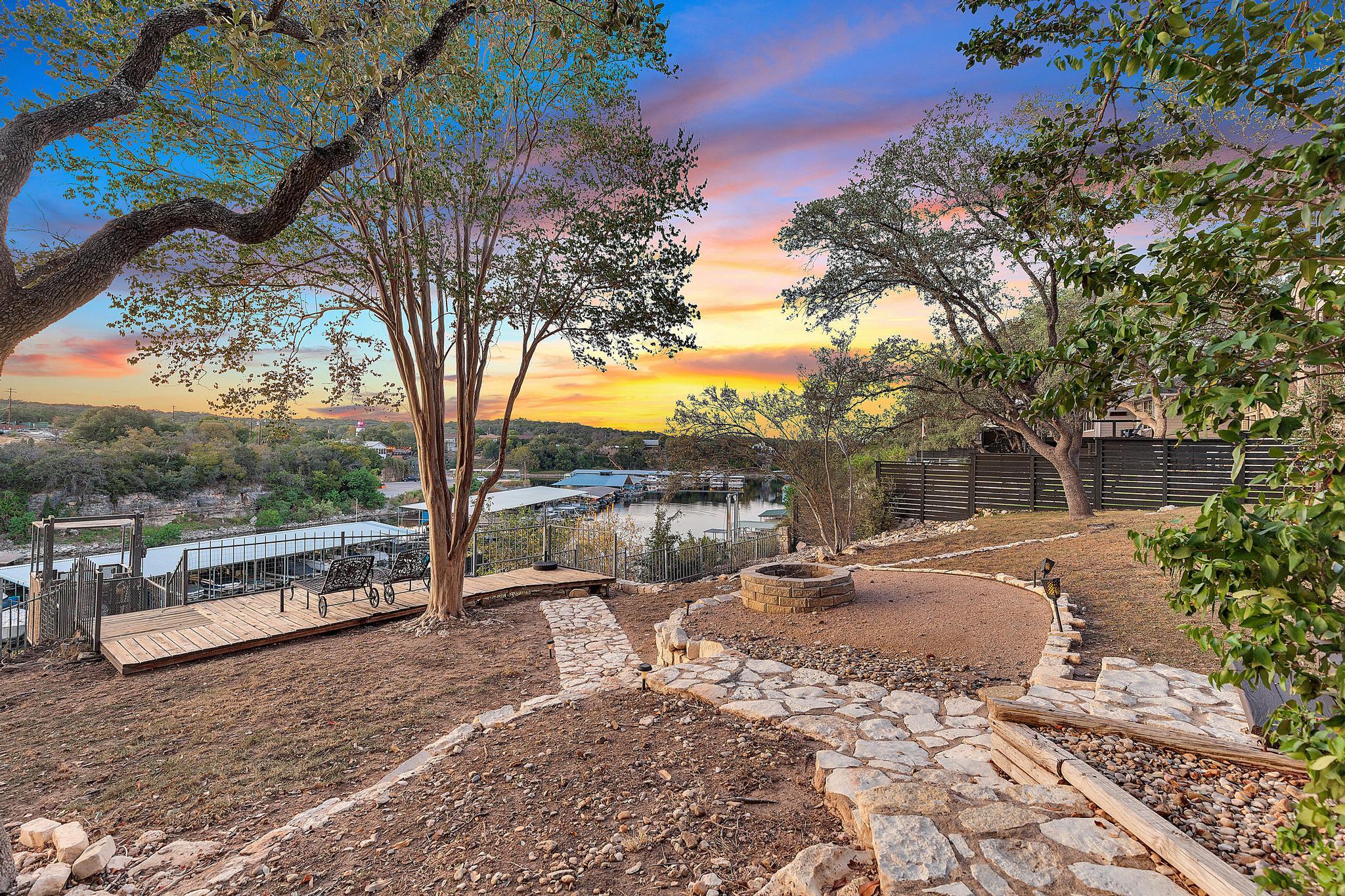 22012 Briarcliff DR