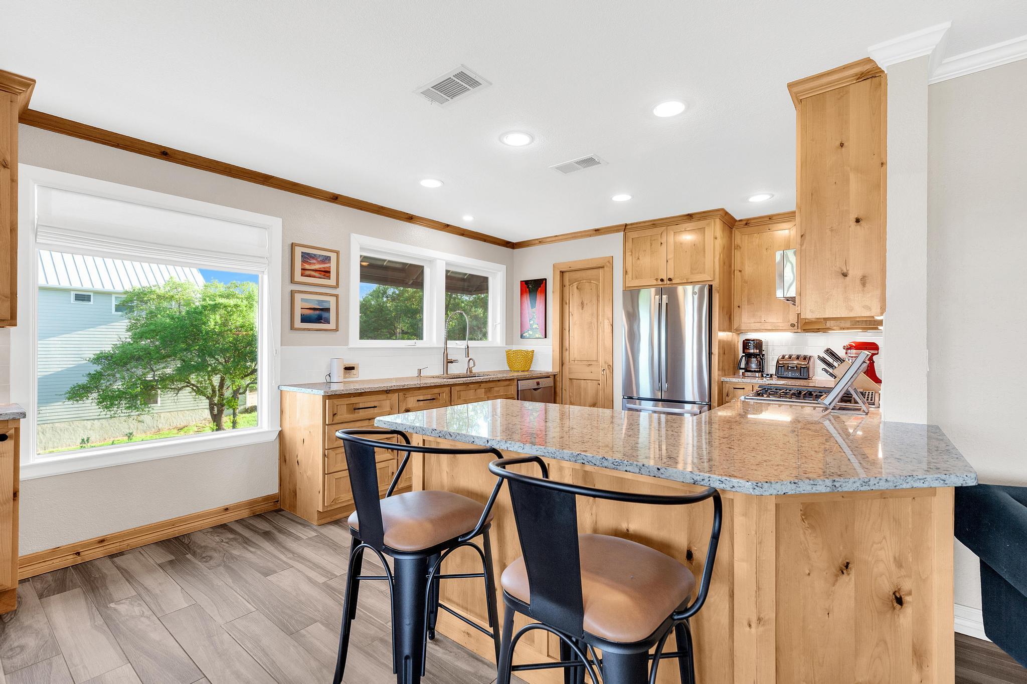 527 County Road 421A