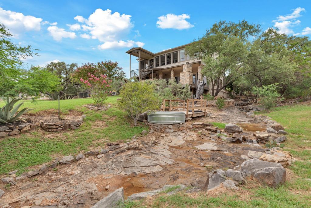 527 County Road 421A